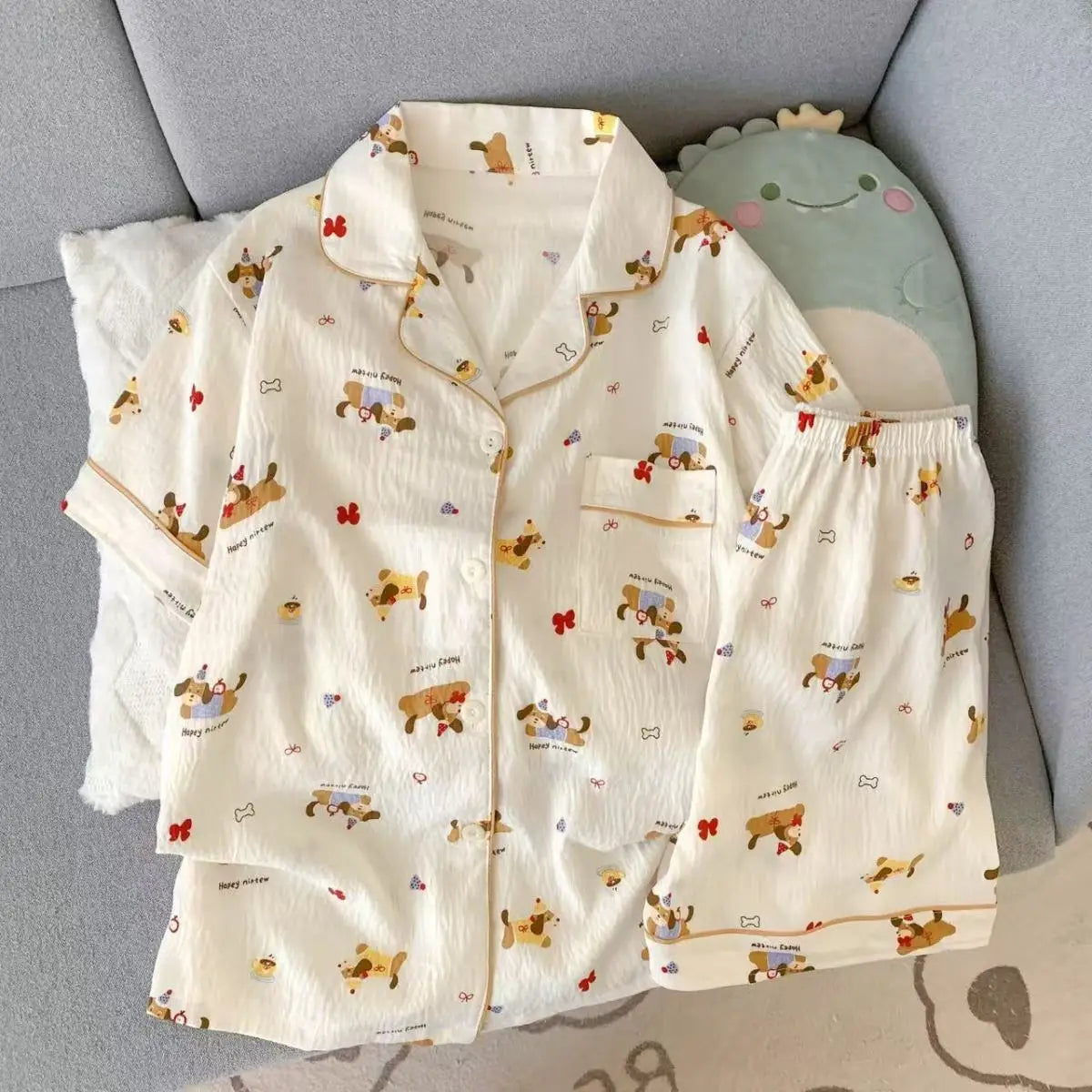 Summer Pajamas for Women, Thin Style with Puppy Pattern, Short-Sleeved Shorts, Sweet and Cute, Can Be Worn Outside in Summer, Home Wear Set, Two-Piece Set