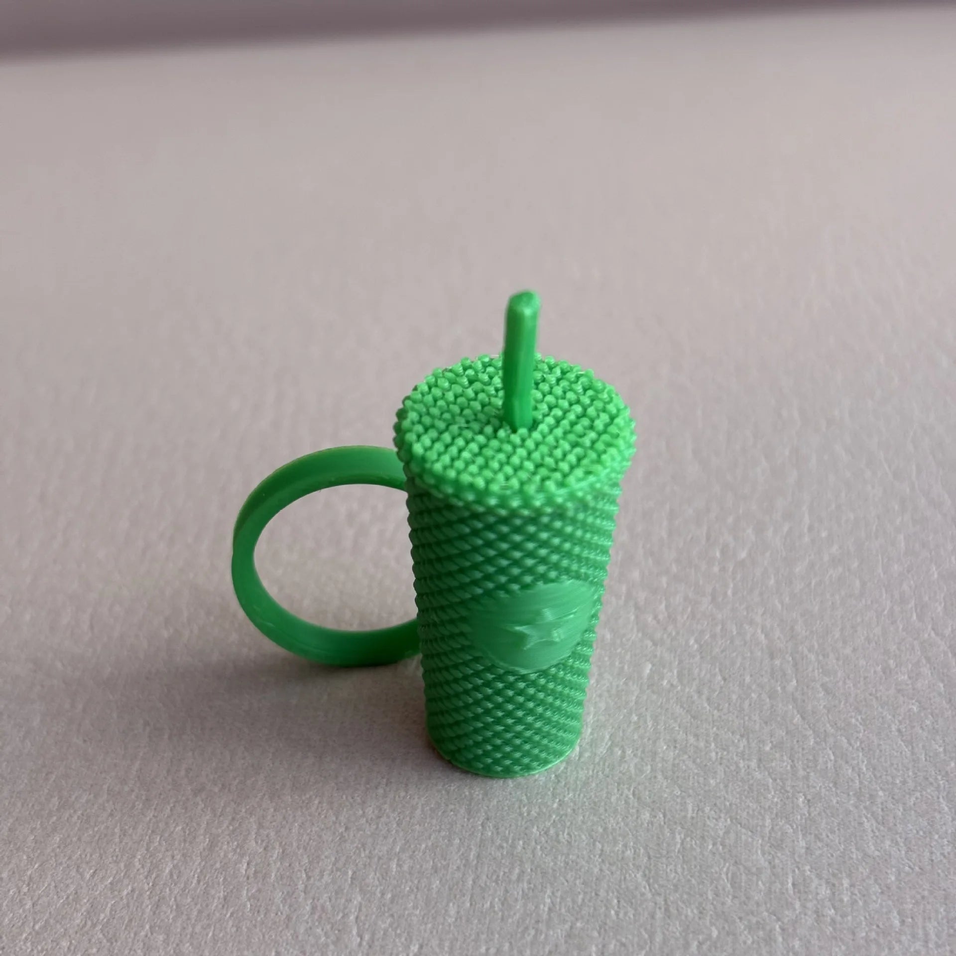 For labubu Miniature Water Cup Clothing Decoration Accessories Can Be Fixed On The Arm For Labubu Water Cup