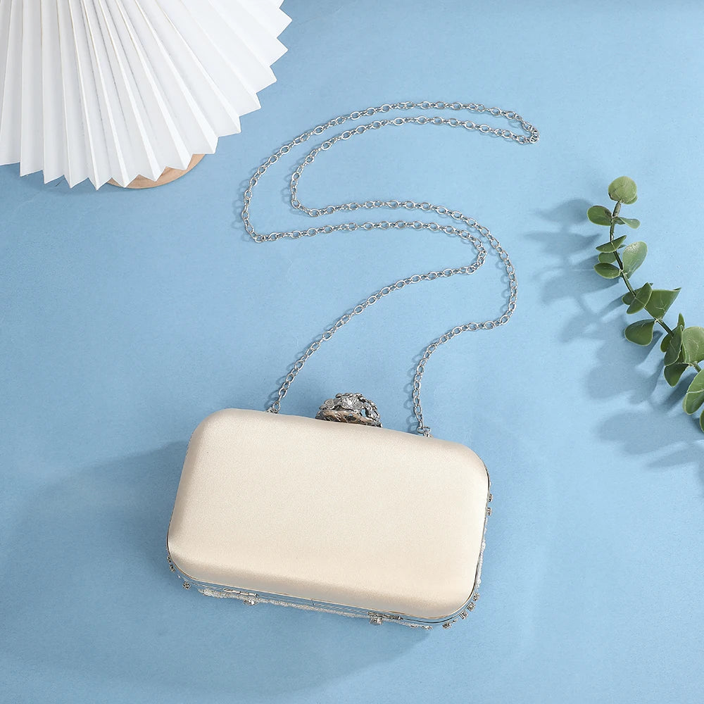 New diamond-studded evening bag - pearl flower bridal bag, paired with evening dress elegant hostess bag with a slanted design