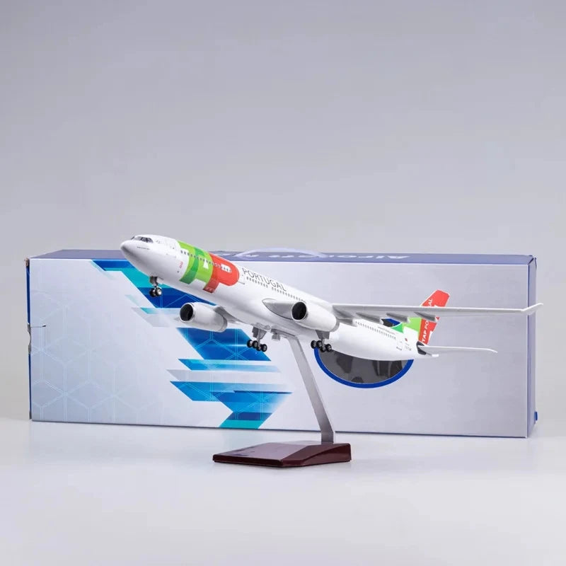 New 1:135 Scale Diecast Resin Model Air Portugal Airbus A330 Airways Airplane Aircraft Collection Display Decoration Gifts