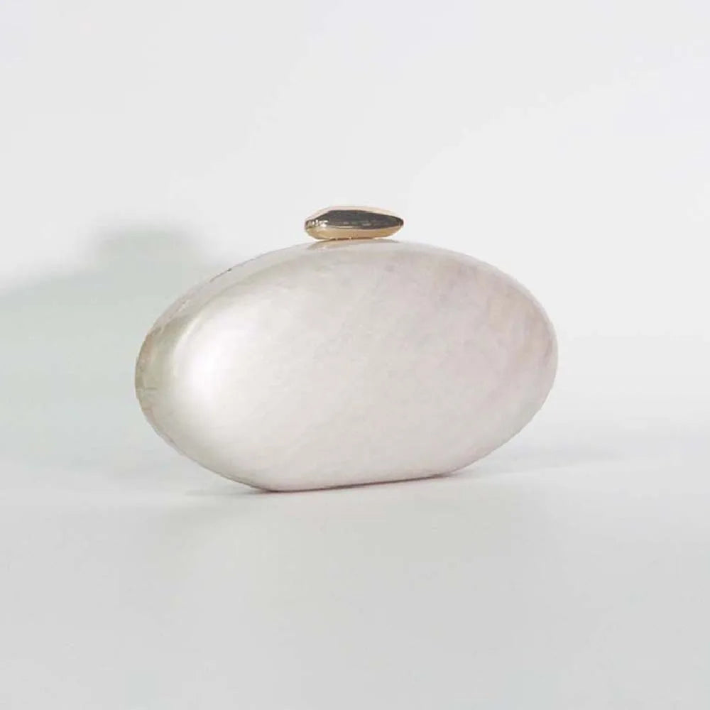 2026 women's new shoulder oblique span bag, special-shaped shell acrylic bag, fashionable wedding dinner clutch bag