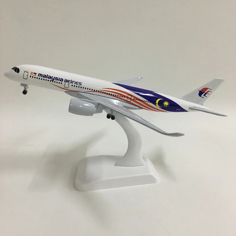 JASON TUTU 20CM Malaysia Airlines Airbus A350 Aircraft Model Planel Airplane Metal Diecast Planes Collect Gifts