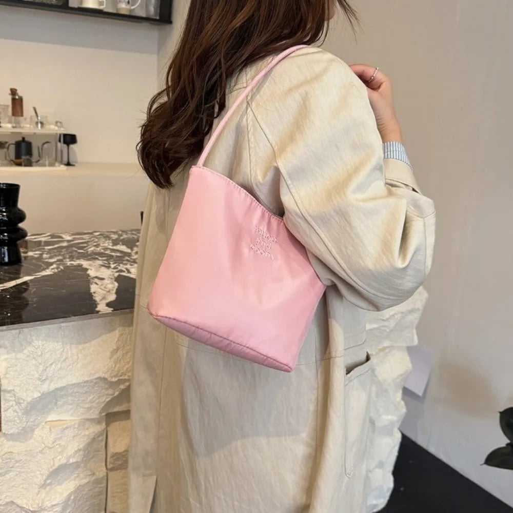 Fashion Oxford Shoulder Bag Embroidered Letters Large Capacity Underarm Handbag Waterproof Commuting Casual Purse Women