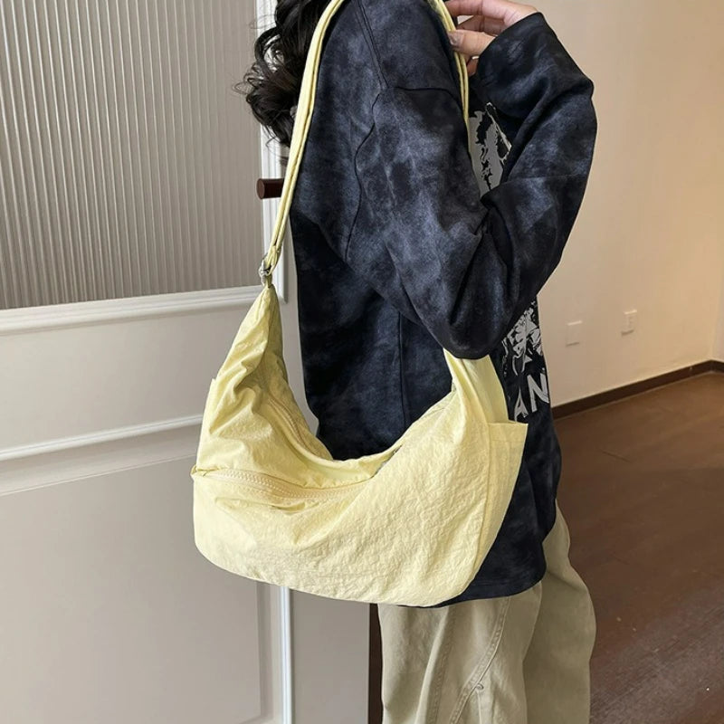 New Korean Style Fashion Nylon Shoulder Dumpling Bag  Large Capacity Lightweight Casual Crossbody Bag Daily Commuting Tote Bag