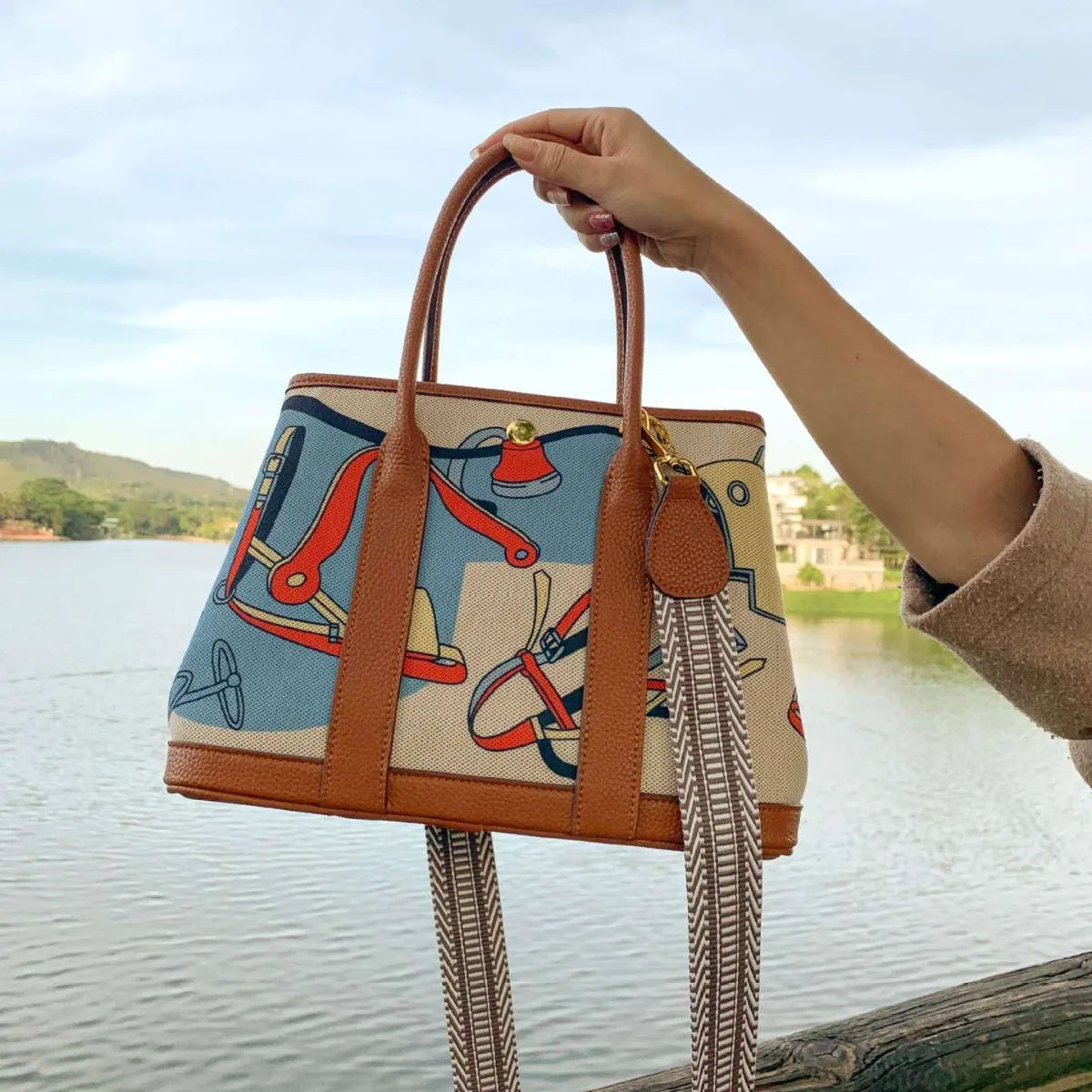 Classic Luxury Everyday Designer Diaper Bag Women Fashionable Leather Tote Large Capacity Elegant Crossbody Handbag Versatile