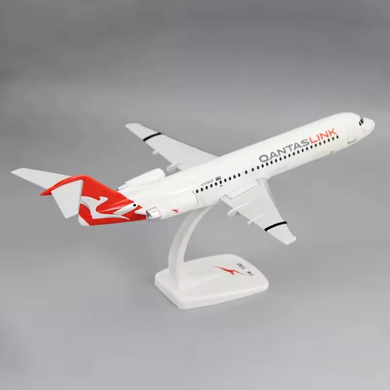 2026 New 1:100 Scale Fokker FK-100 QANTAS Airlines Airplane Model Toy Aircraft Plane With Stand Collection Display GIfts Fans