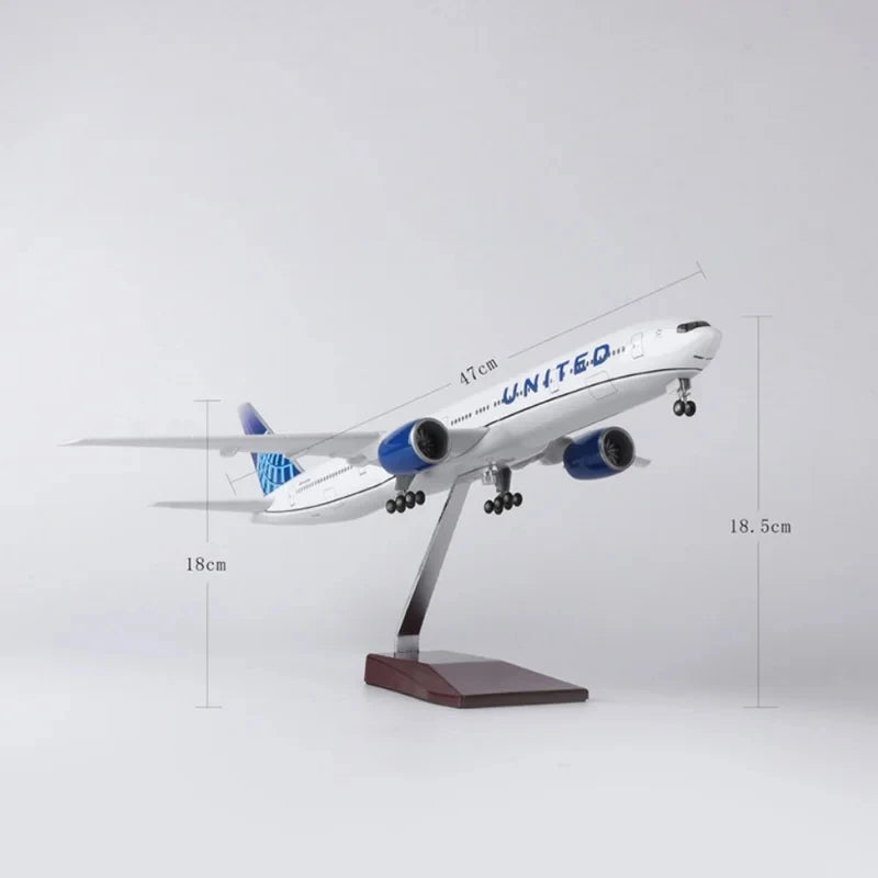 1/157 Scale model planes 777 B777 UNITED Airlines Aircraft  W Light and Wheel Landing Gear Resin Collected Gift By Aviation