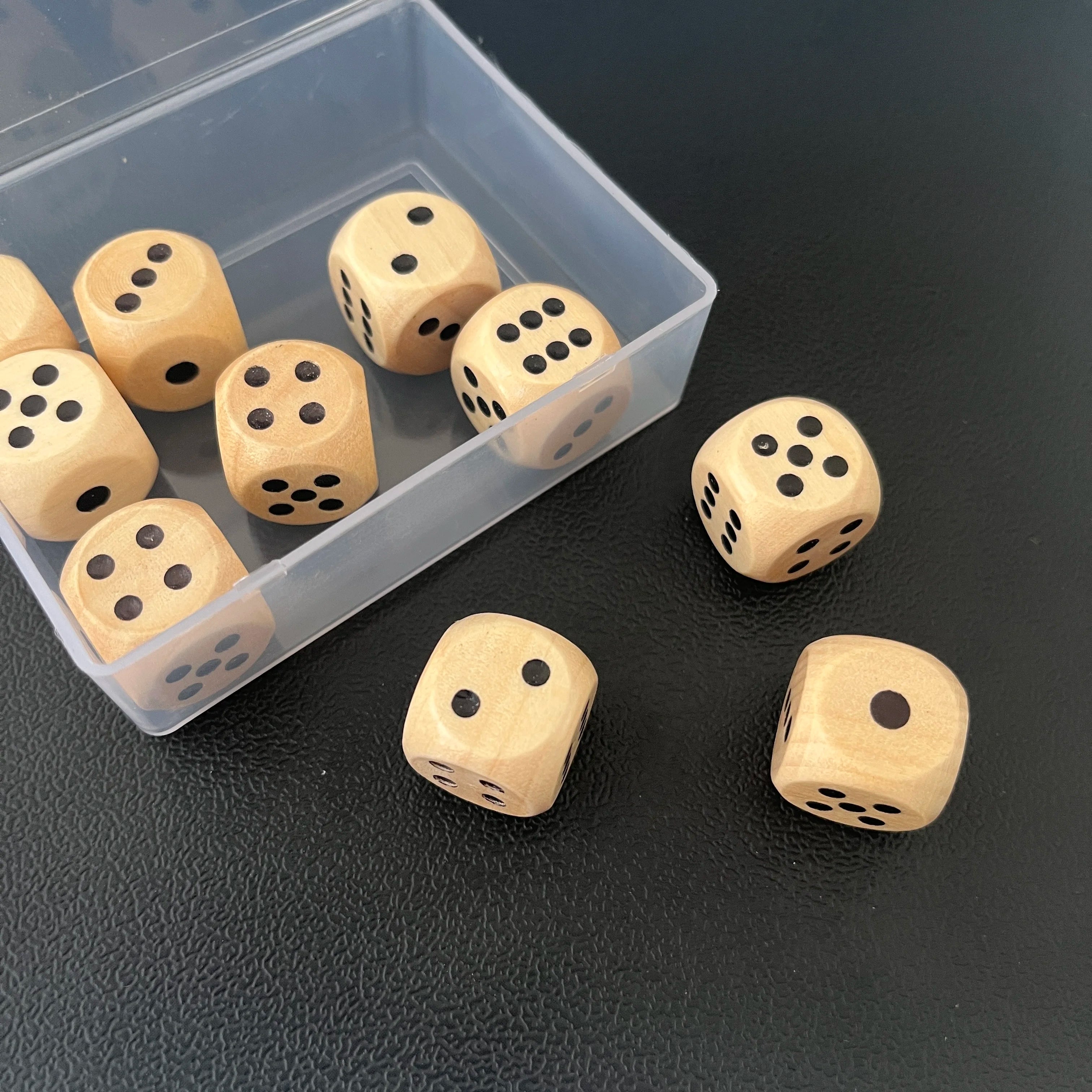 Wooden Dice 10pcs Round Corner D6 D10 Wood Dice for Flying Chess Props Table Board Role Playing Game