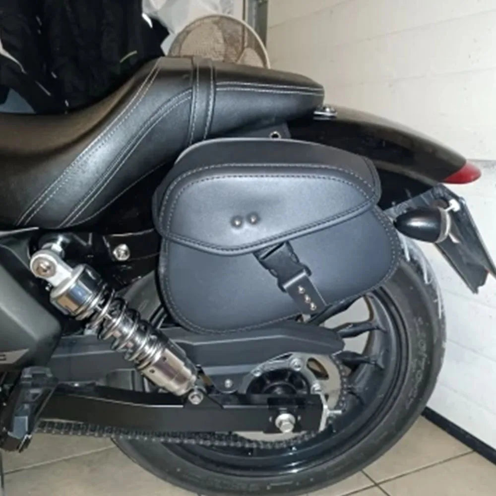 Universal Motorcycle SaddleBag Motorbike Side Bags Storage Tool for Harley Suzuki Kawasaki Yamaha ﻿