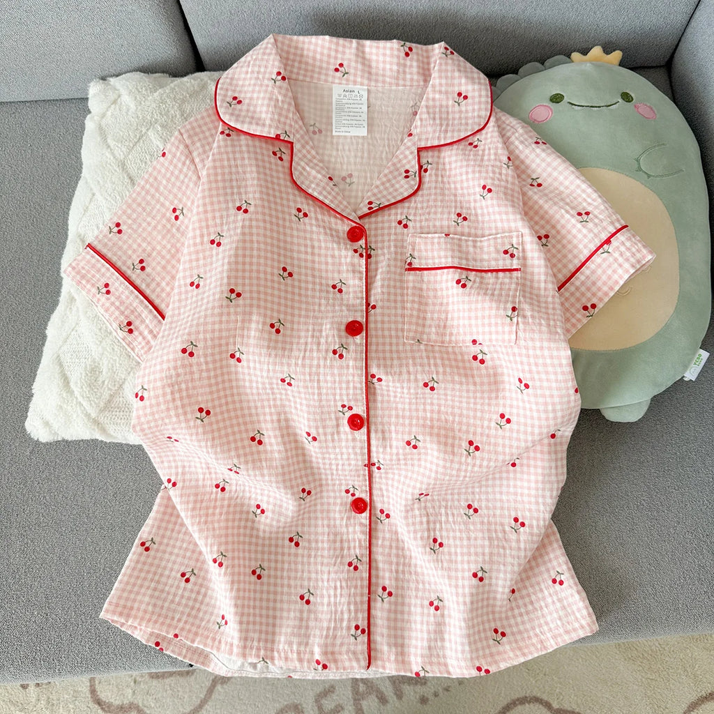 Women's Summer Thin Pajamas with Plaid Cherry Pattern, Short-Sleeved Shorts, Sweet and Cute, Can Be Worn Outside in Summer, Two-Piece Home Wear Set