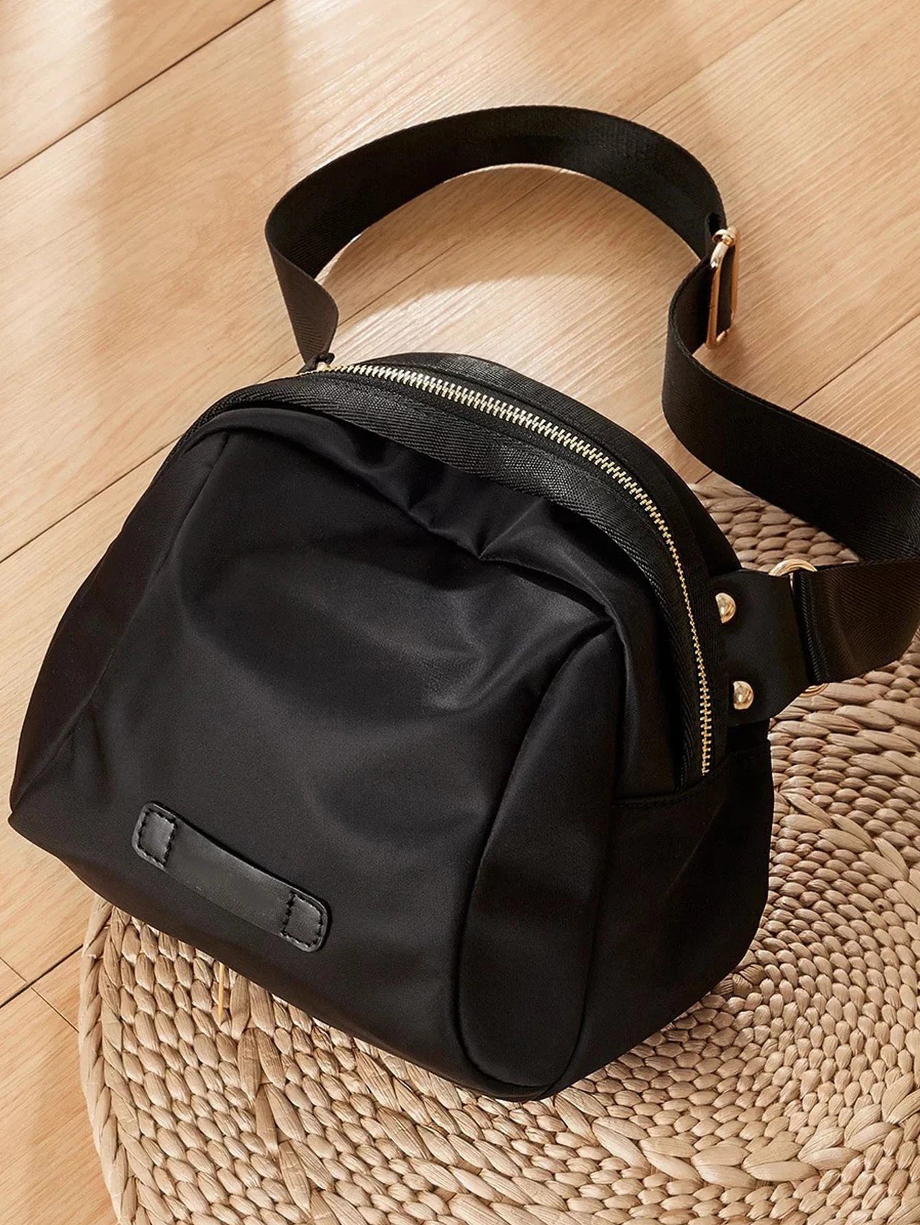 Minimalist Crossbody Bag Casual Black Small Crossbody Bag, All-Match Sports Outdoor Storage Nylon Fancy Pack