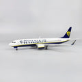 47CM Scale B737 Ryanair Airplane Model Plane Toy Flying 737-8 Diecast Resin Aircraft Toys with Light & Wheel Decoration