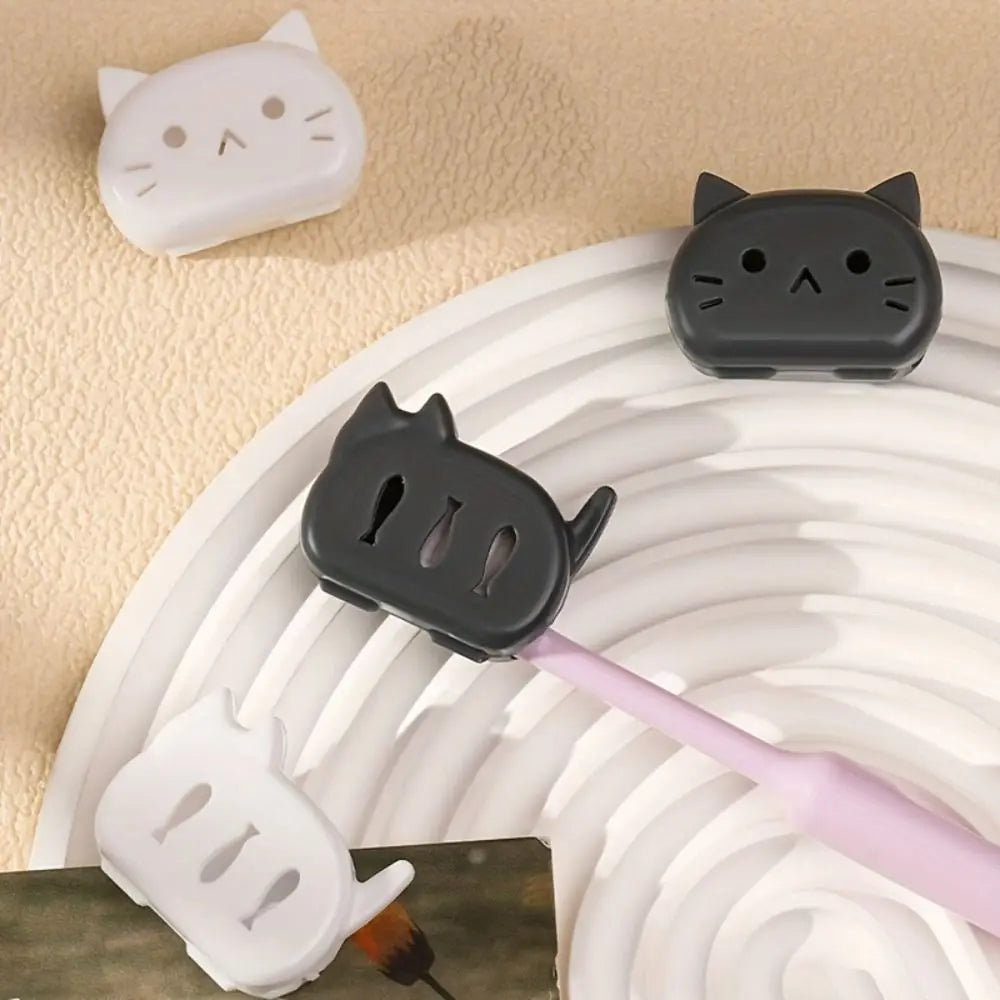 4Pcs Plastic Cat Toothbrush Protective Covers Cat Shape Portable Toothbrush Head Case Dustproof Head Germproof