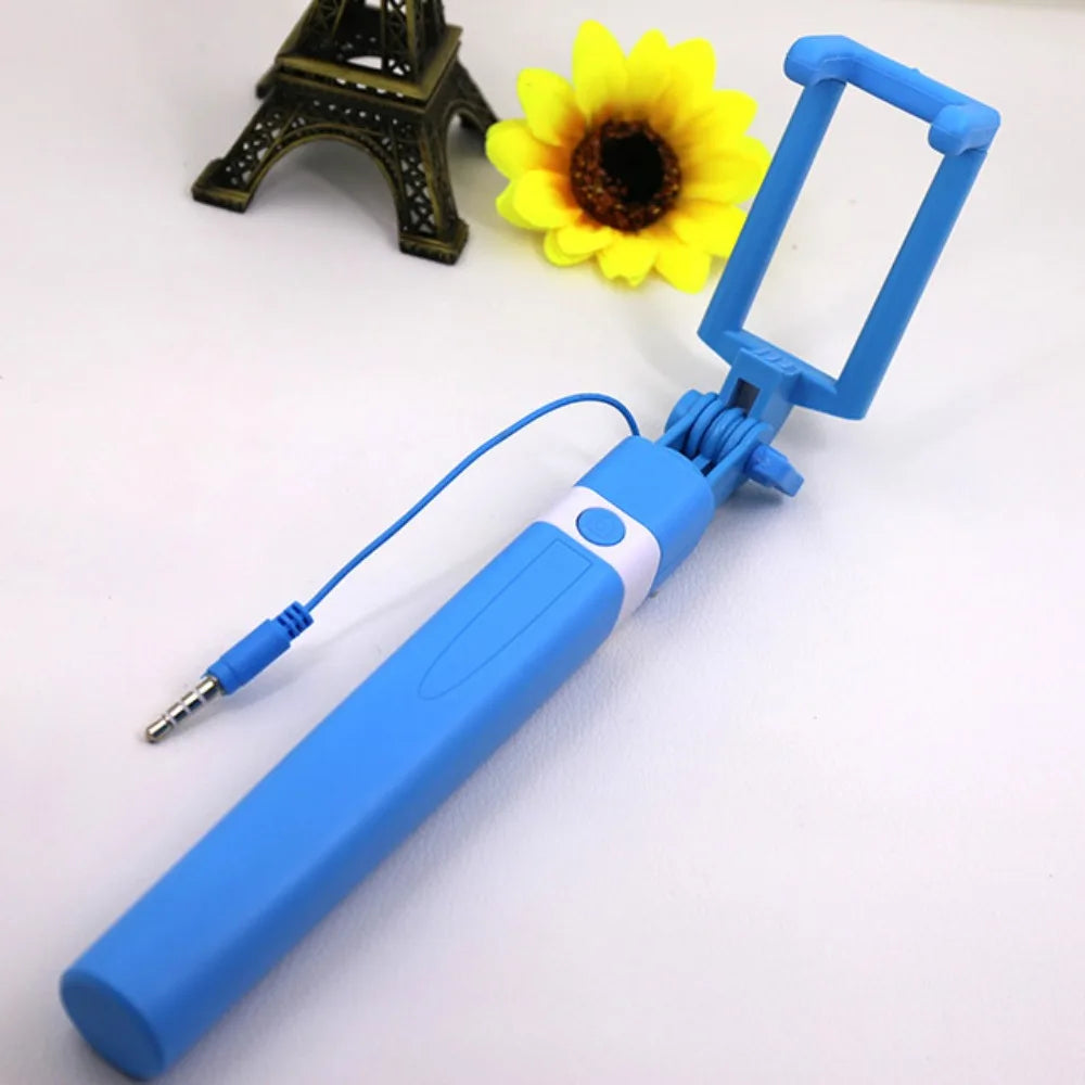 3.5mm Plug Mini Wire Controlled Selfie Stick Type-C Plug Retractable Portable Handheld Selfie Stick Mini Portable