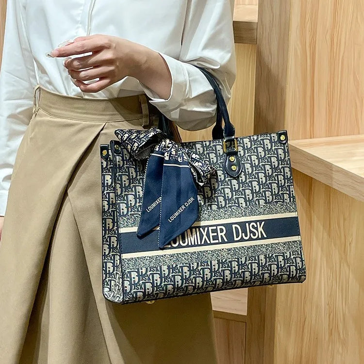 Luxury Brand Designer Diaper Bag Elegant Minimalist Leather Tote For Women Large Capacity Stylish Crossbody Shoulder Bag