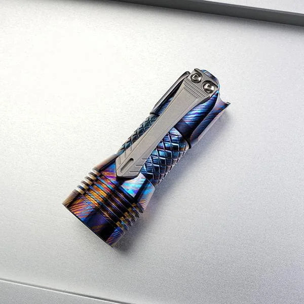 MecArmy  CL-D2 Titanium clip for flashlight