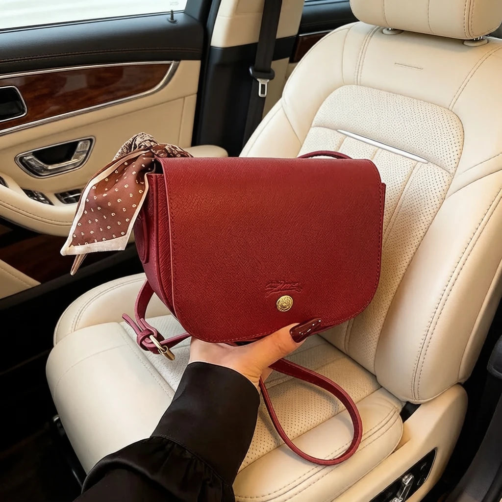 Chic Paris Diaper Bag For Women Classic Fashion Leather Tote Large Capacity Elegant Designer Commuter Fashionable Shoulder Bag