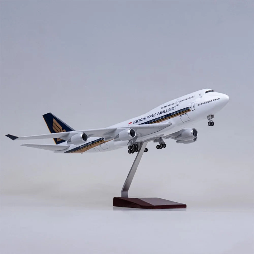 Singapore Airways A350/A380/B747 scale aircraft Toy 47CM Airplane model Light Wheel Diecast Resin Plane model plane kits