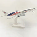 20CM A350 Malaysian Airways Aircraft Model Alloy Metal Diecast Airplane Gift a350 Miniature Plane For Collectible