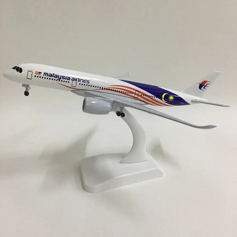 JASON TUTU 20CM Malaysia Airlines Airbus A350 Aircraft Model Planel Airplane Metal Diecast Planes Collect Gifts
