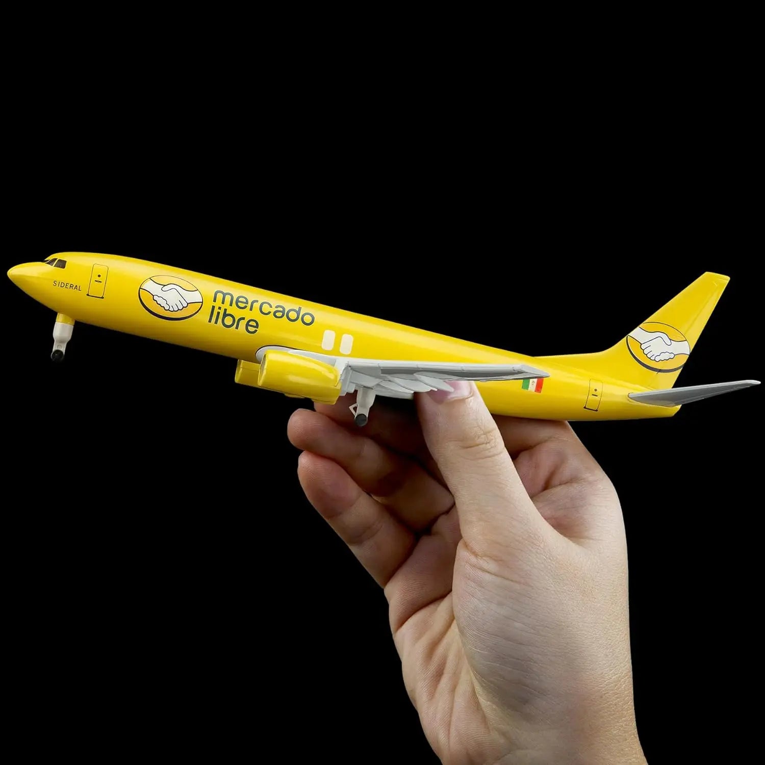 20cm Mercado Airline 787 B787 Airline 1/400 Scale Die Casting Airplane Model Alloy Metal Airplane Model Collection Model Plane