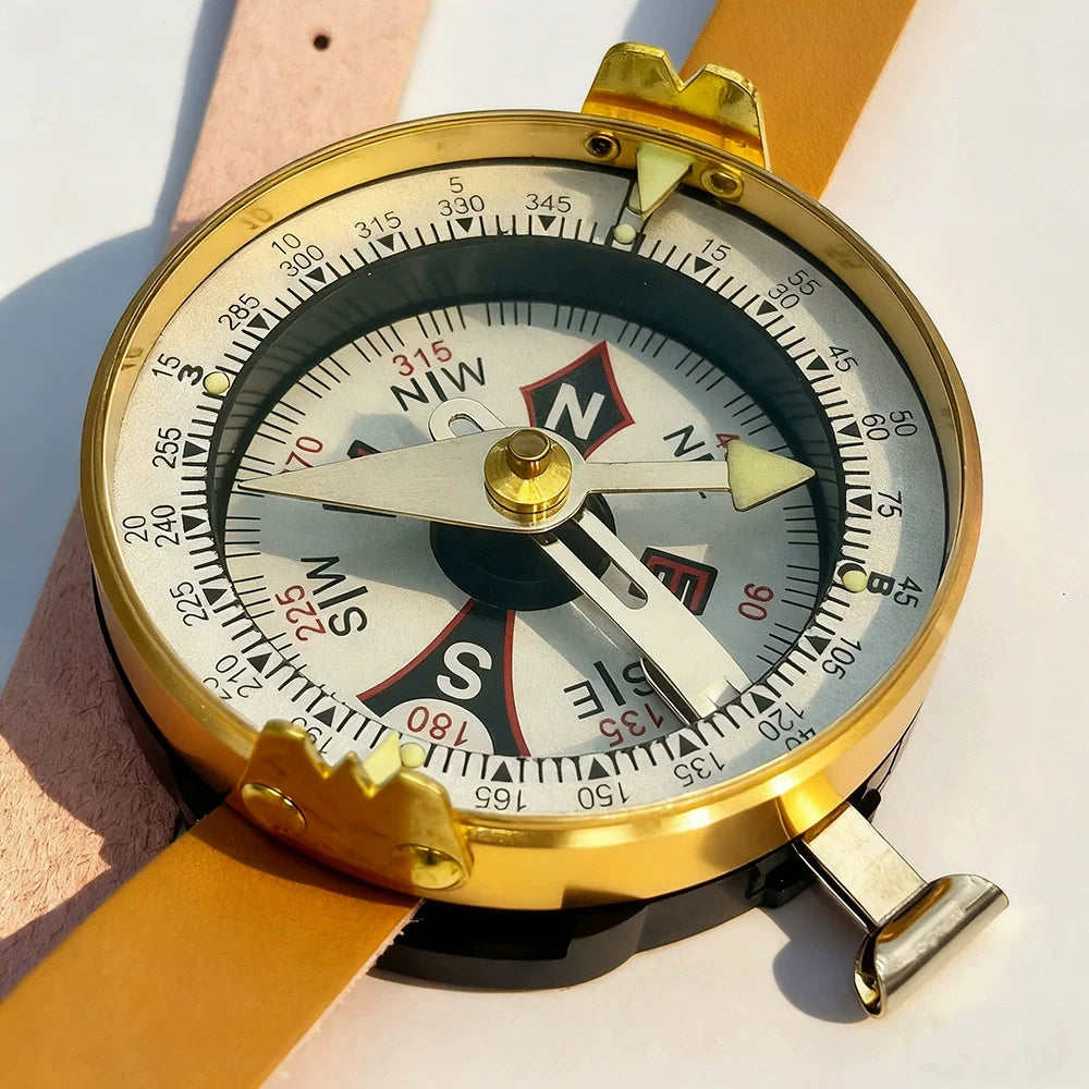 1Pc Luminous Compass Small Portable Survival Camping Equipment Vintage Hiking Metal Russian Design Outdoor Luopan Unique
