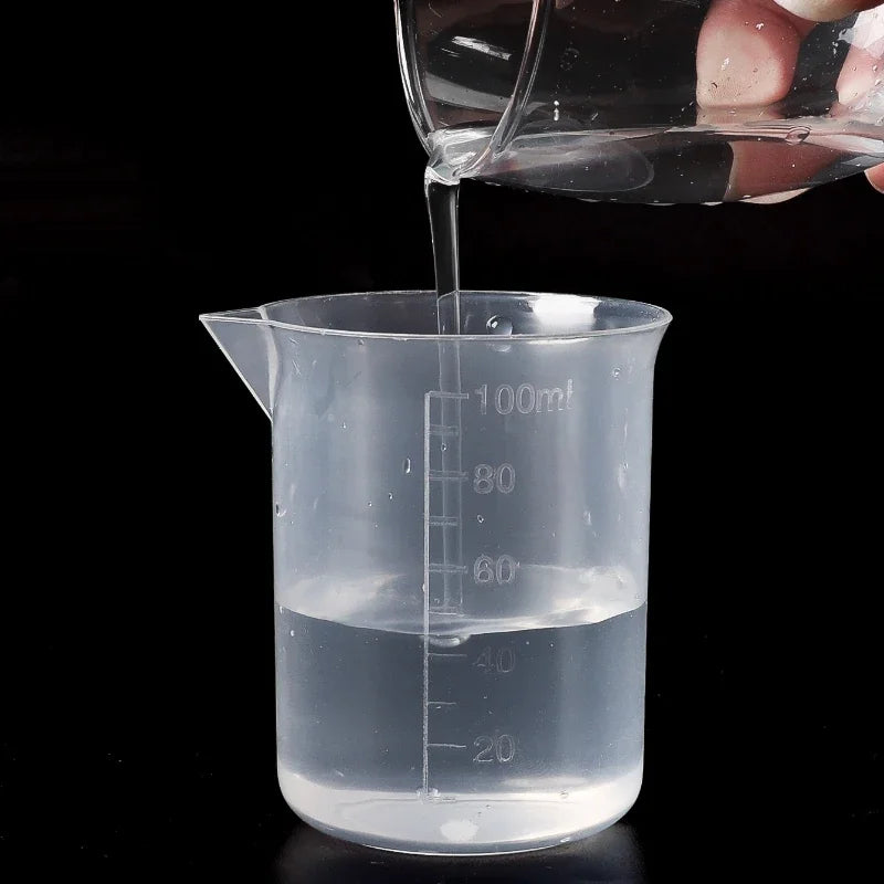 Wholesale 100ML Plastic Measuring Scale Cup Lab Transparent Graduated Liquid Measuring Container Small Beakers Without Handle