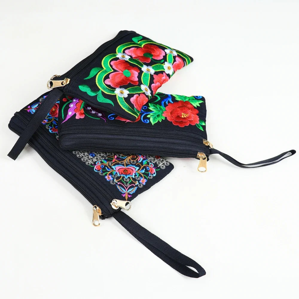 Ethnic Style Embroidered Handbag, Mobile Phone Bag, Coin Purse, Fashionable and Casual Ladies Handbags for Women Clutch Bag