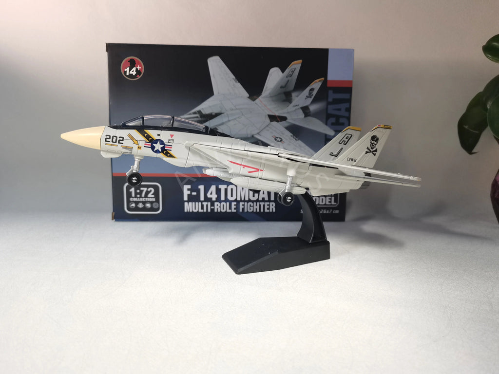 F14 Aircraft Model Plane Toy ABS Fighter Toys su35 J35 Stealth Fighter Model F35 Souvenir Collection Educational Toys