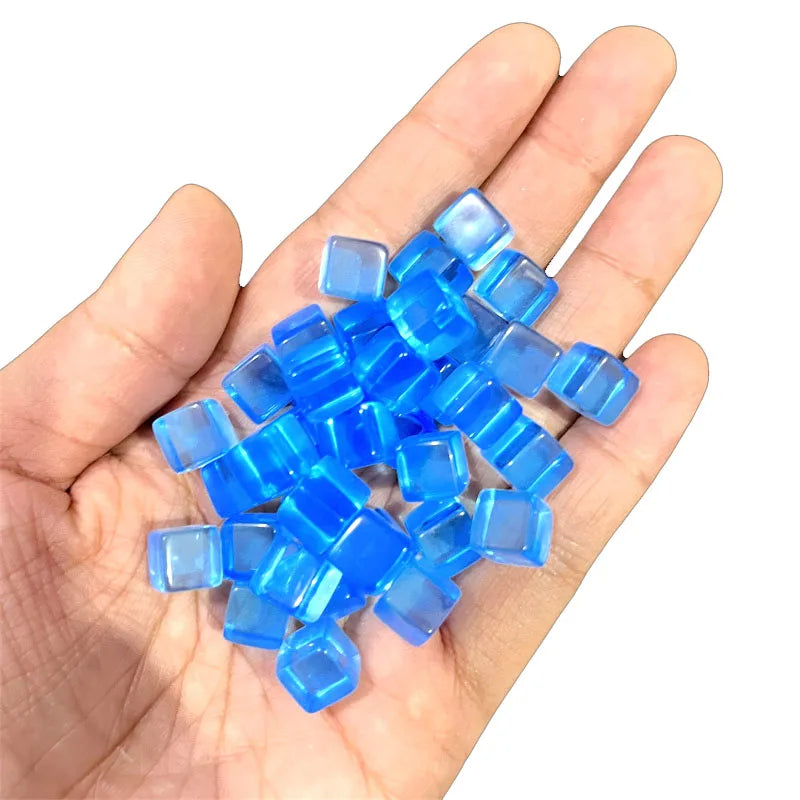100pcs Crystal Dice 8mm – Transparent Cube Chess Tokens Board Game Pieces / 100 dés cristal 8mm – Jetons transparents jeux de société