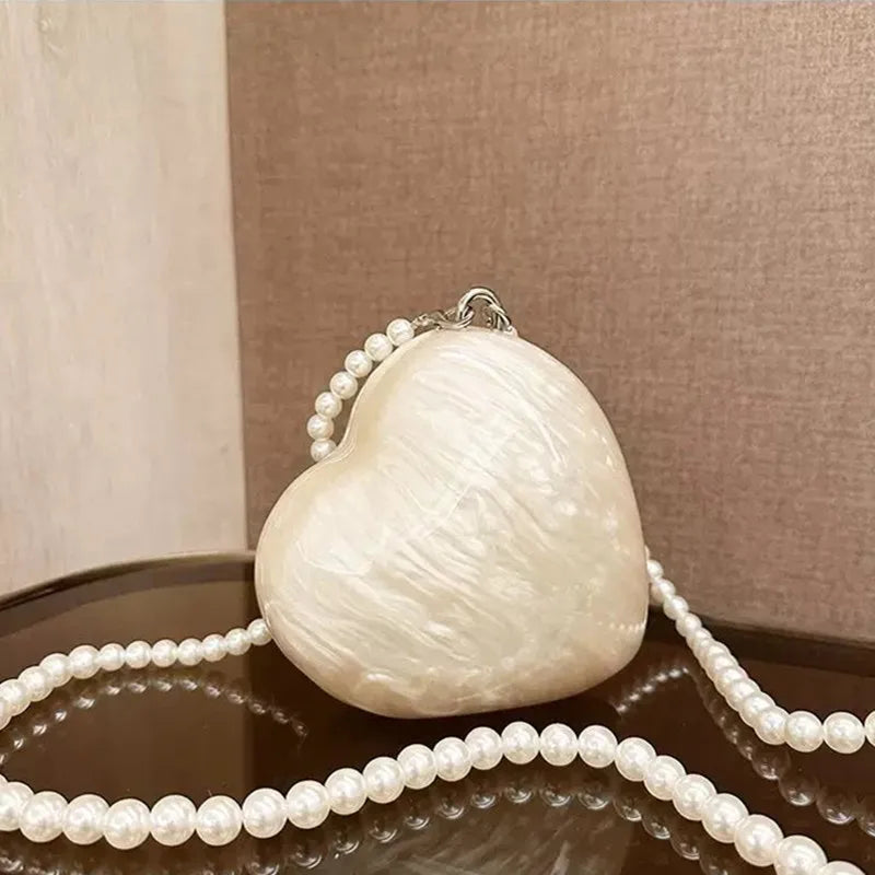 2025 New Fashion Acrylic Hearts Evening Clutch Bag Luxury Pearl Chains Shoulder Crossbody Bags Lady Wendding Party Shell Handbag