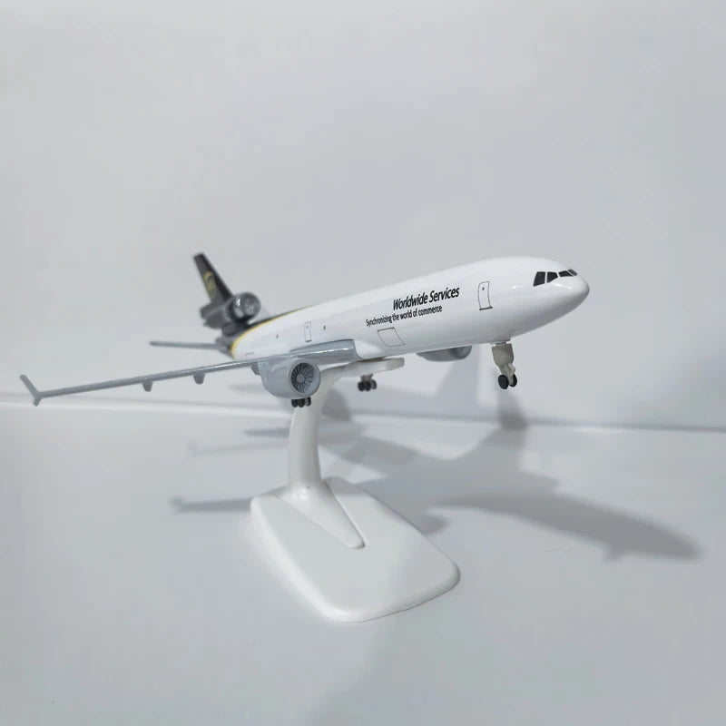 JASON TUTU 20CM UPS McDonnell Douglas MD-11 Aircraft Model Planel Airplane Diecast Metal Planes Collect Gifts