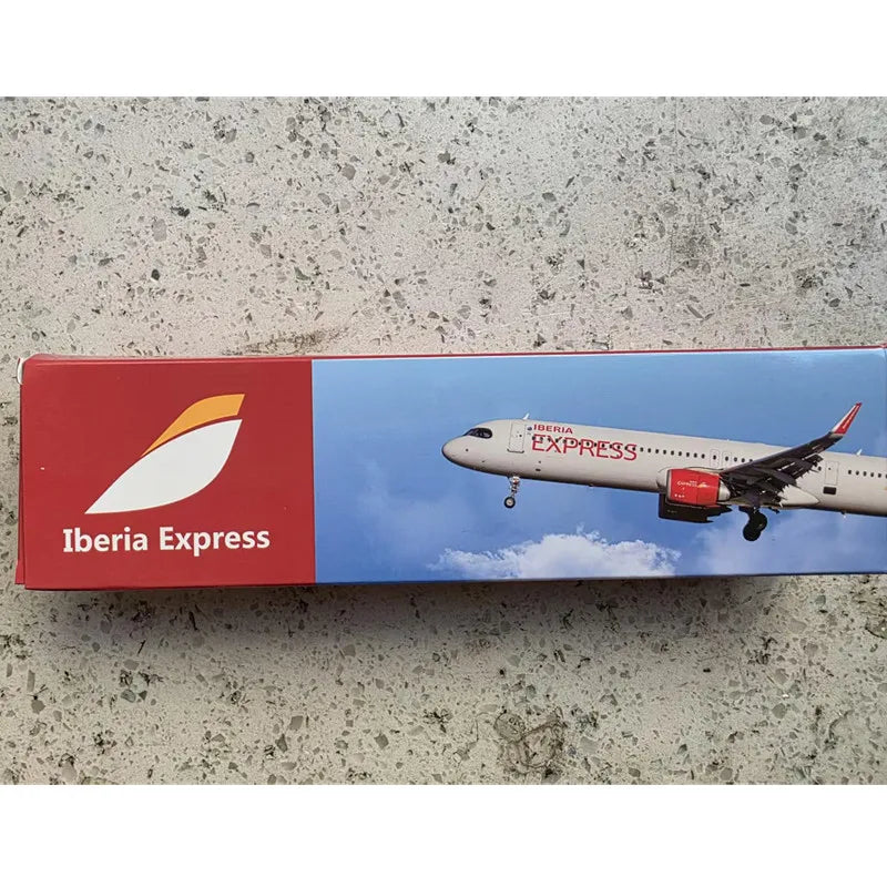 New 1:200 Scale A321NEO Spain IBERIA EXPRESS ABS Plastic Airplane Model Toys Aircraft Plane Assembly Collection Display