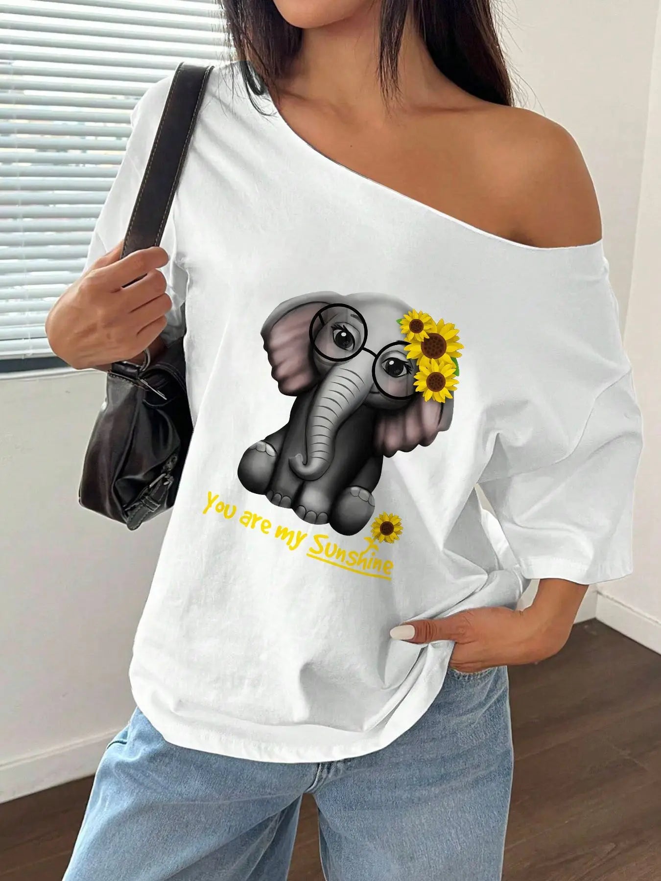 100% Cotton Plus Size Cute Elephant Sunflower Graphic Print Shoulder Loose Print T-Shirt Oversized Y2K Style Graphic Tees Wom