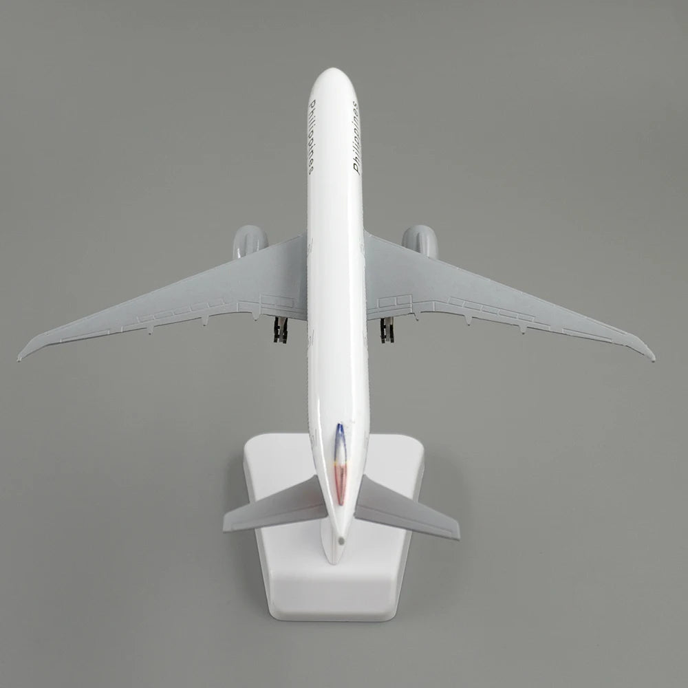 19cm Philippine Airlines Aircraft Model Boeing 777 with Landing Gear B777 B747 Airplane Children Kids Gift for Collection