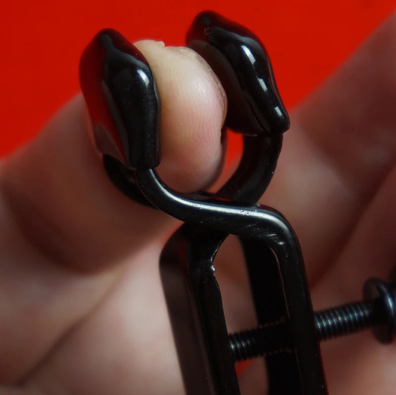 Metal Nipple Clamps Pussy Labia Clit Clips,Sex Toys for Couples,Adult Games,Role Play,Bondage Restraint
