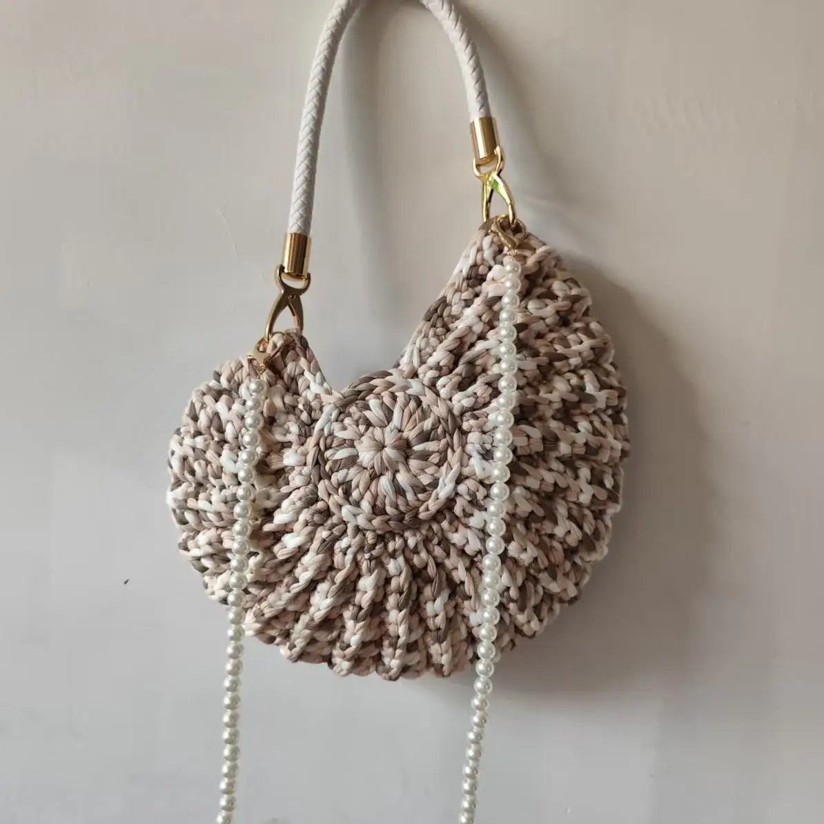 Creative Candy Color Conch Bag For Women Crochet Shoulder Bags Funny Cute Pearls Chains Handmade Weave Crossbody Hobo Shell Bag