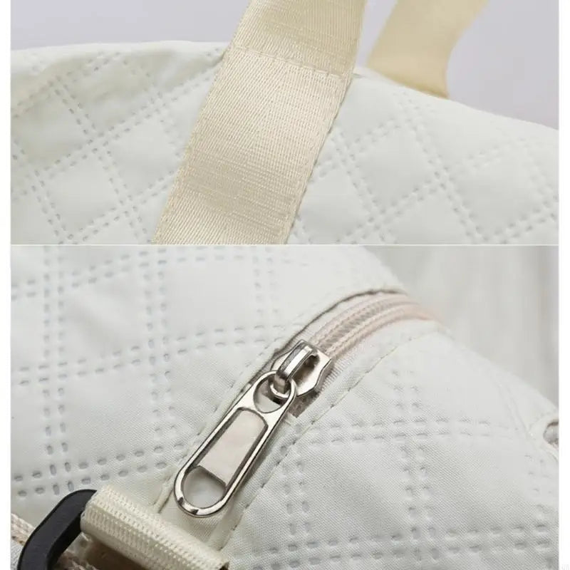 Q1QA Large Duffle Bag for Gym and Travel Sport Bag With Wet and Dry Compartments Suitable for Yoga and Short Trip