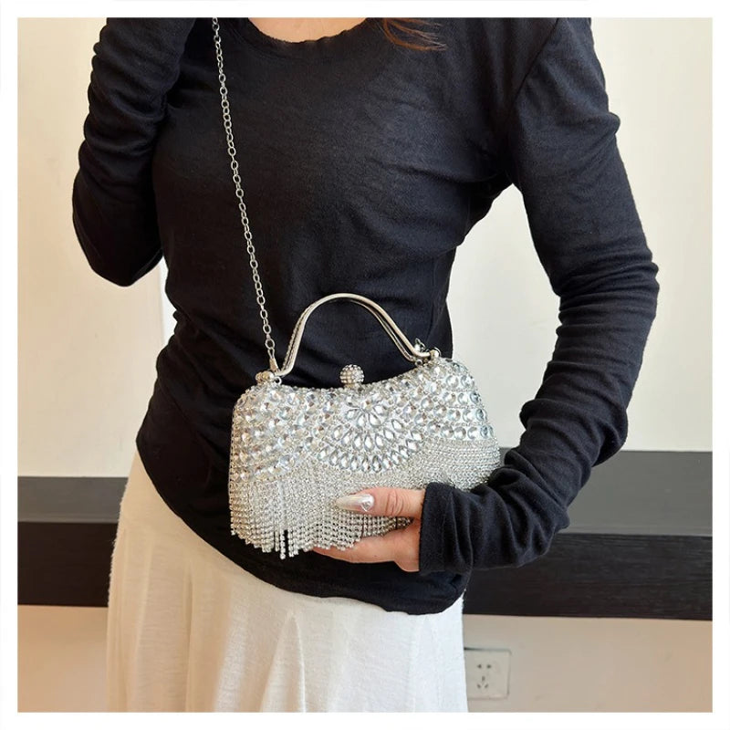 Women Hand Bag Rhinestone dinner bag, tassel hand-held banquet bag, fashionable socialite evening gown, single shoulder slanted