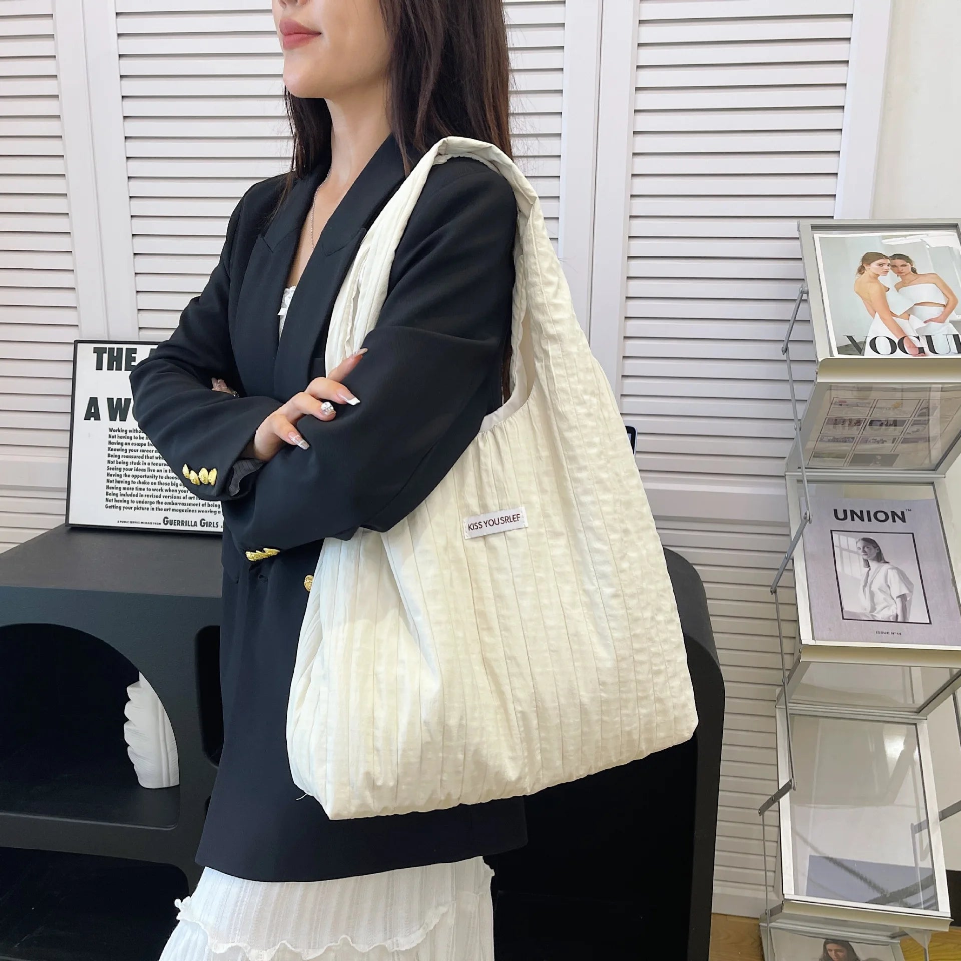 Summer Large Capacity Casual Handbag Women's Shoulder Bag Simple Match All Occasions Student Commuting Tote Bag Soft Nylon