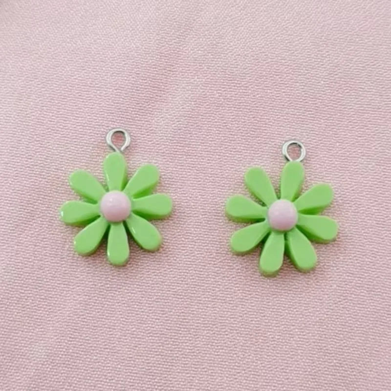 20pcs 17 * 20mm DIY resin acrylic accessories daisy sunflower pendant luggage item bracelet pendant