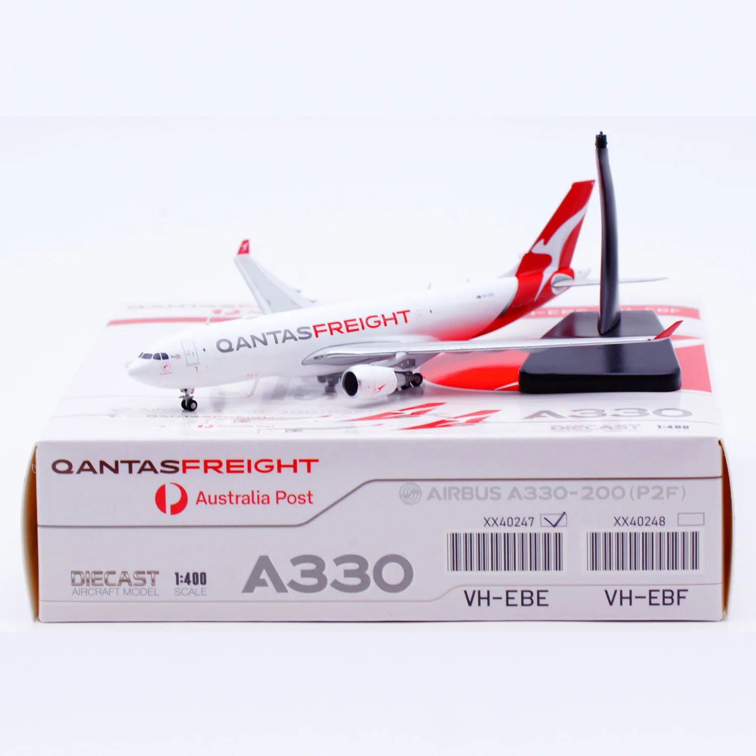 XX40247 Alloy Collectible Plane Gift JC Wings 1:400 Qantas Freight Airbus A330-200 Diecast Aircraft Jet Model VH-EBE With Stand