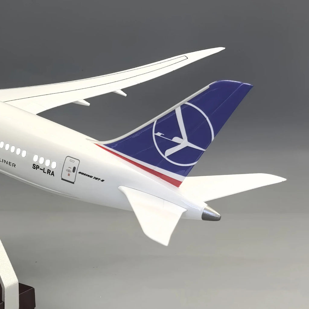 B787 LOT Polish Airways 43CM scale aircraft Model Resin kit for adults Airplane diecast Children toys Gift By Collectible