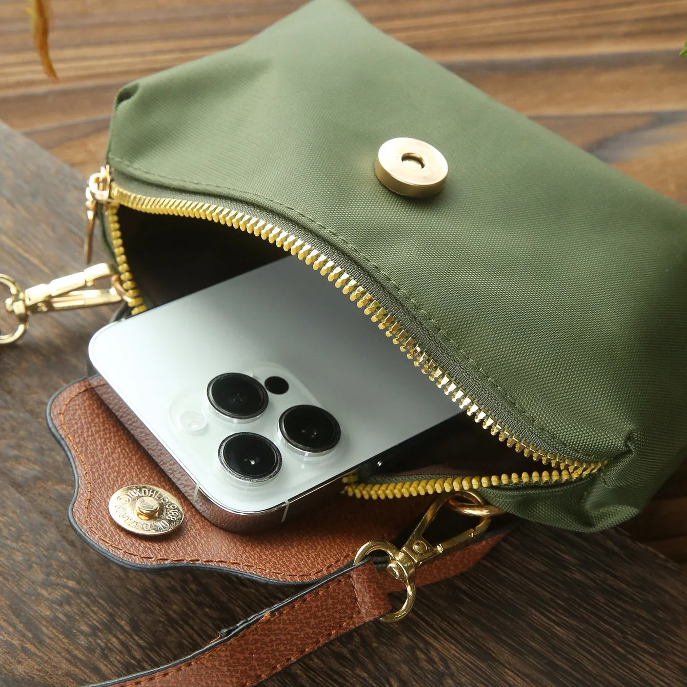 Custom Name Mini Crossbody Bag Women Customized Handbag Chic Lightweight Purses with Adjustable Strap Classic Retro Dumpling Bag