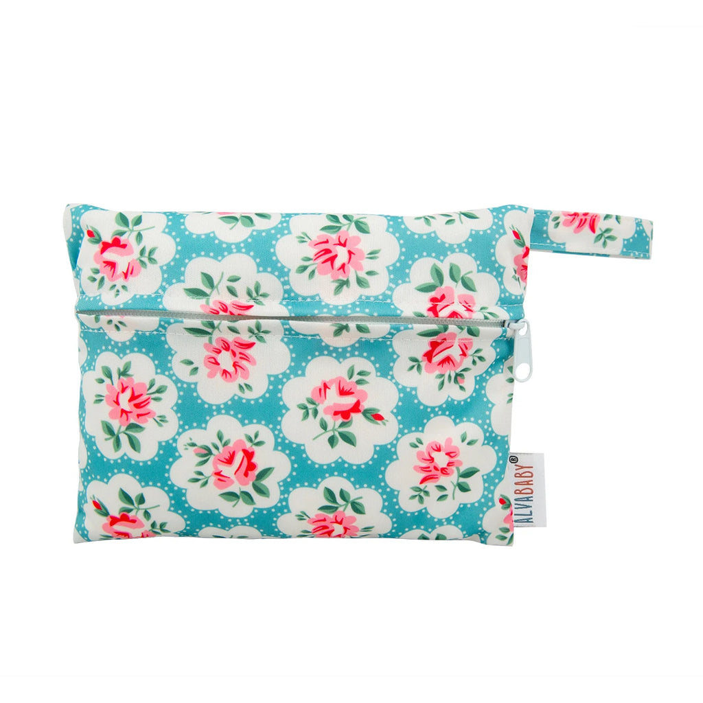 2PCS Reusable Mini Wet Bags 18.5cmx15cm Washable Cloth Bags with 1 Zipper for Menstrual Pads Breast Pads Baby Wipes Storage Bag