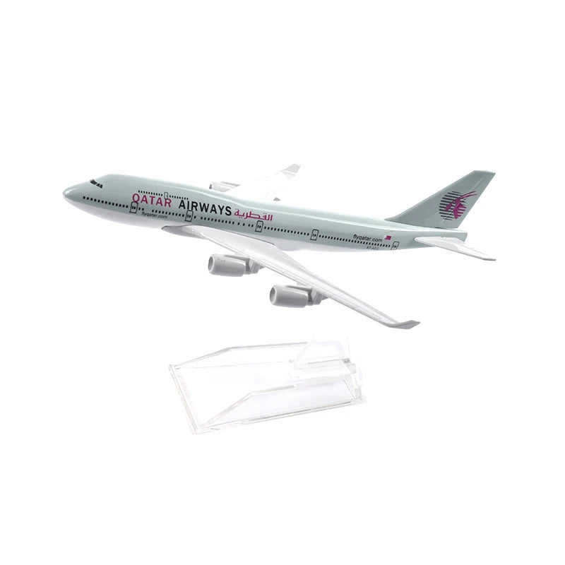 JASON TUTU  Aircraft Model Boeing 747 B787 B777 Planel Airplane Airbus A380 A320 Diecast Metal 1/400 Scale Planes Collect Gifts
