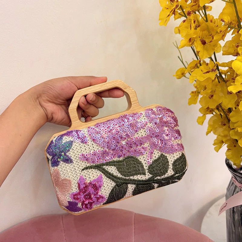New Dinner Bag Embroidered Sequins Flower Celebrity Ladies Clutch Bag Chain Wooden Box Bag