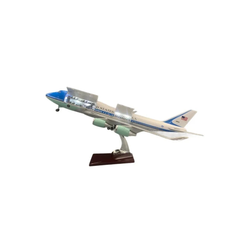 Boeing 747 Air Force One 1:160 Scale Model - Presidential Aircraft with Opening Doors, LED Lights & Rolling Landing Gear ﻿