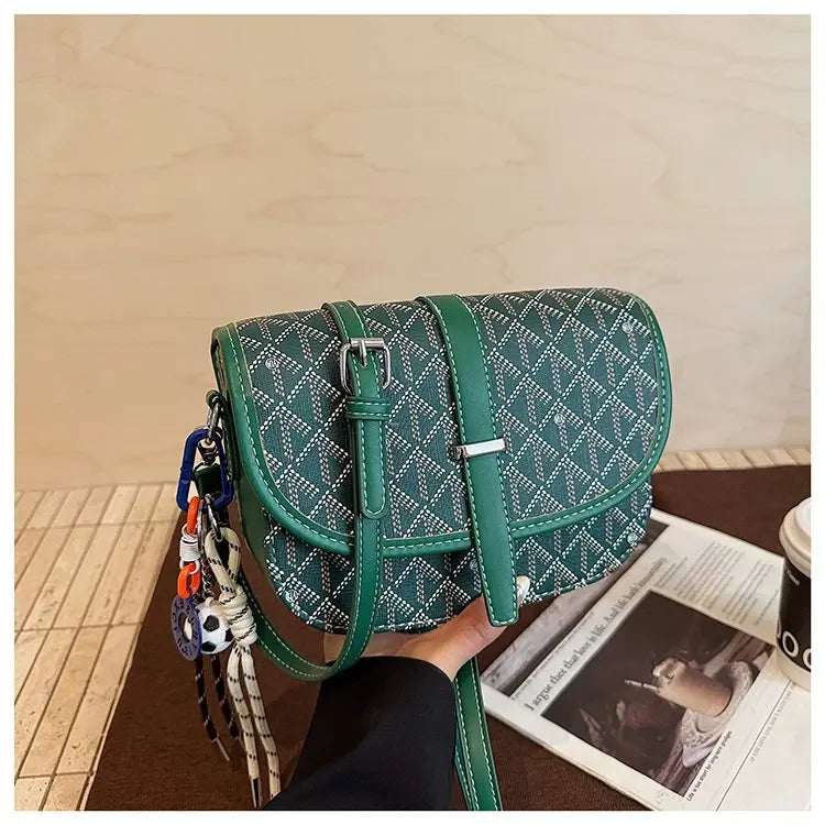 Luxury Fashion-Forward Designer Diaper Bag Women Large Capacity Tote Elegant Leather Crossbody Handbag For A Statement Look
