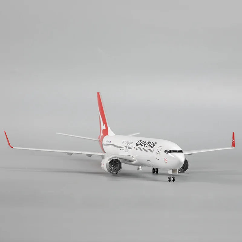 Display Toy Scale 1:85 47cm B737-800 Airplane Model Qantas Australian Airways Aircraft Model Plane with Landing Gear Collection